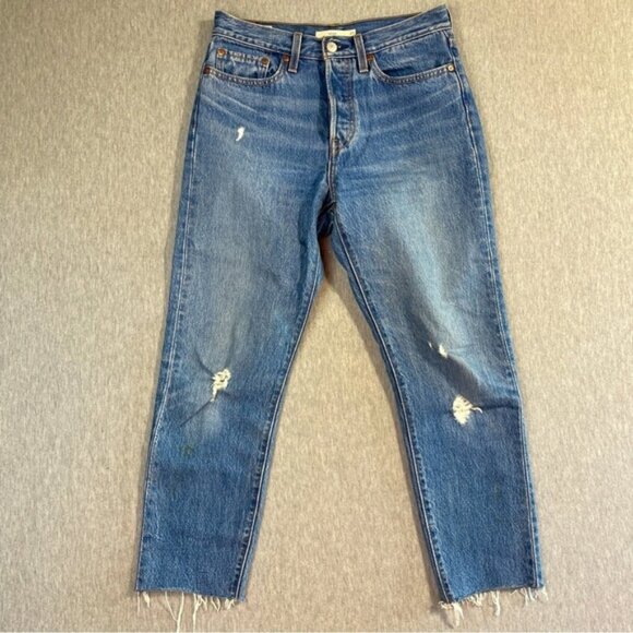 Levi’s Wedgie Icon Jeans Women’s Size 27 Blue Distressed Tapered Leg Raw Hem - Picture 1 of 16